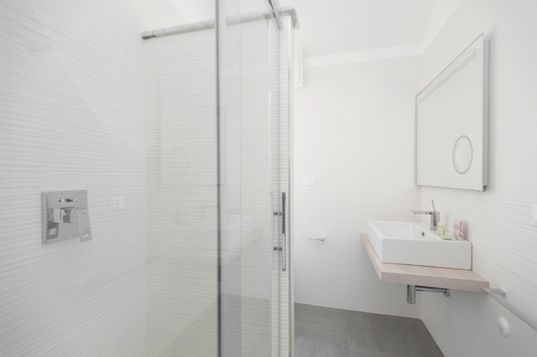Others 4, B&B Ligure Rooms, Savona