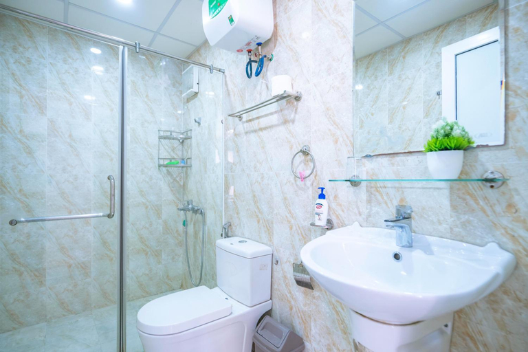 Bathroom 4, Homestay Newlife , Hạ Long