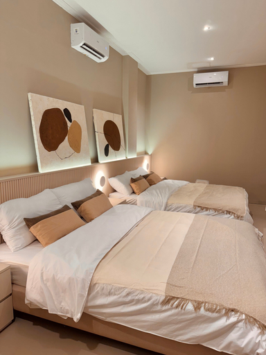 bedroom 14