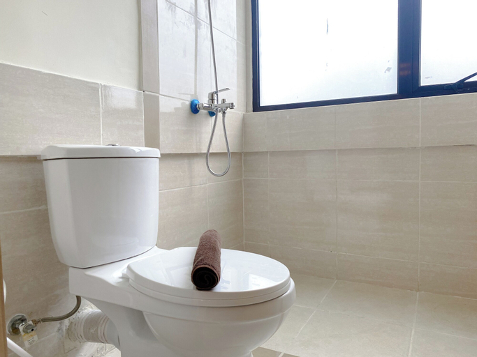 Bathroom 11