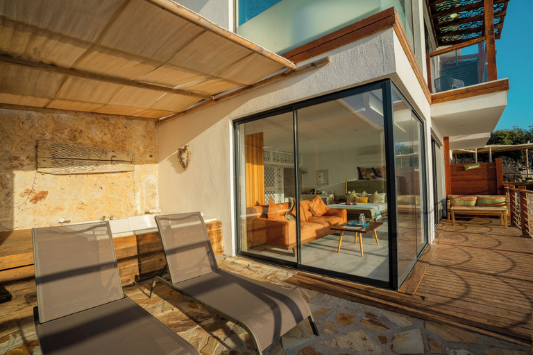 Exterior & Views 2, Mandalina Luxury Suites, Kaş