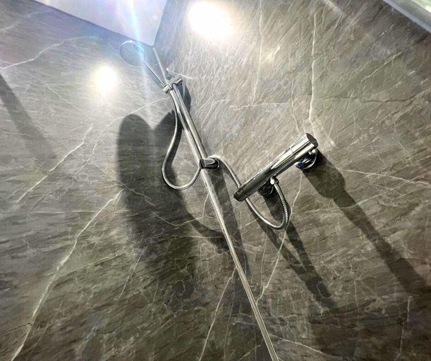 Bathroom 2, Darlington Suites by SA Stays, Wigan