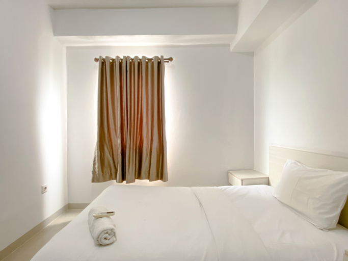 Best Price and Comfortable 2BR Park View Condominium Apartment By Travelio, Depok