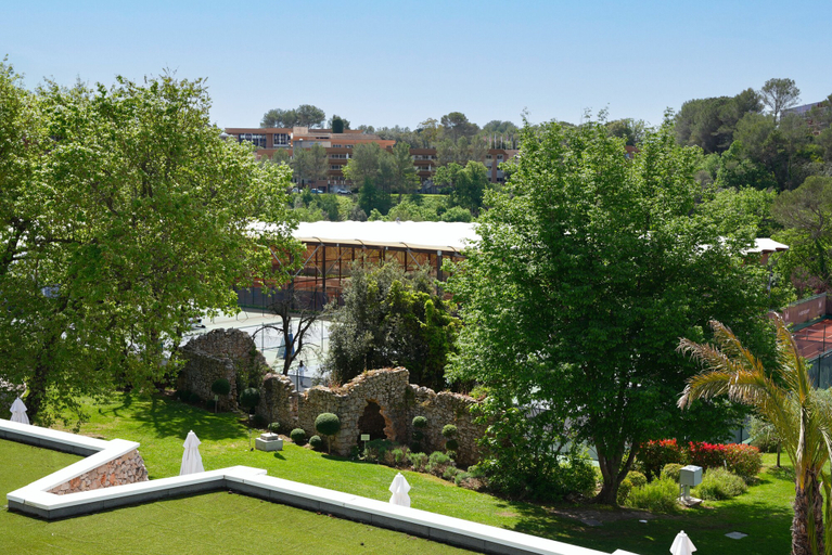 Exterior & Views 2, Mouratoglou Hotel & Resort, Alpes-Maritimes