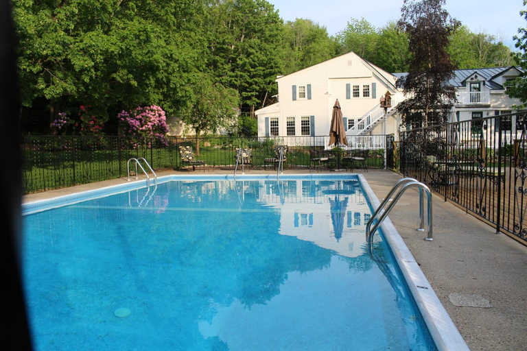 Sport & Beauty, THE NUTMEG INN BED AND BREAKFAST -ADULT ONLY, Belknap