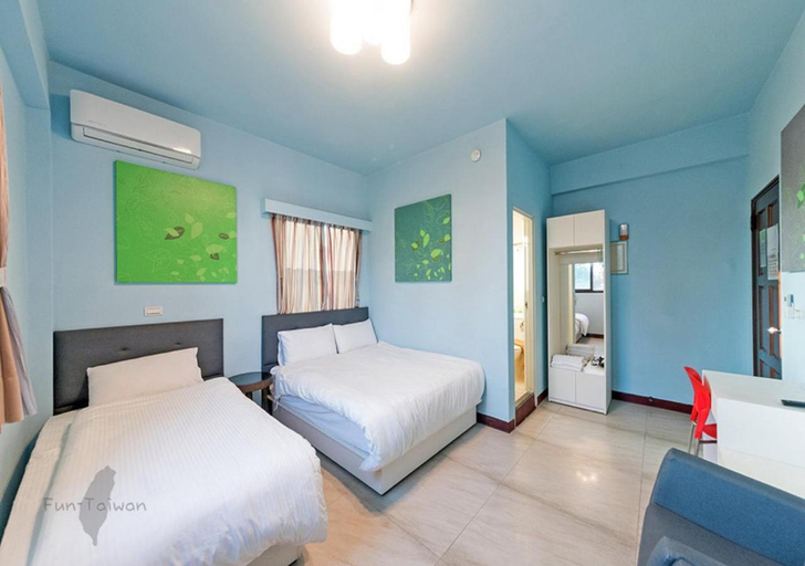 Bedroom 9
