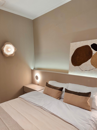 bedroom 18