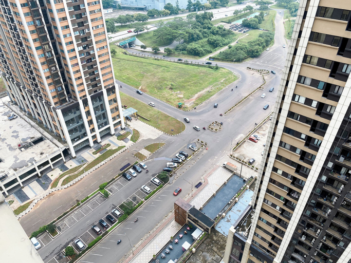 Exterior & Views 2, Comfortable 2Br At 25Th Floor Meikarta Apartment, Cikarang