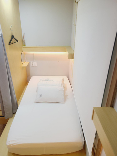 Bedroom 13