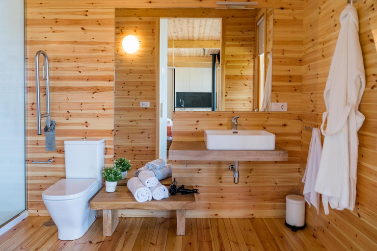 Bathroom 3, Cabanas de Canduas, A Coruña