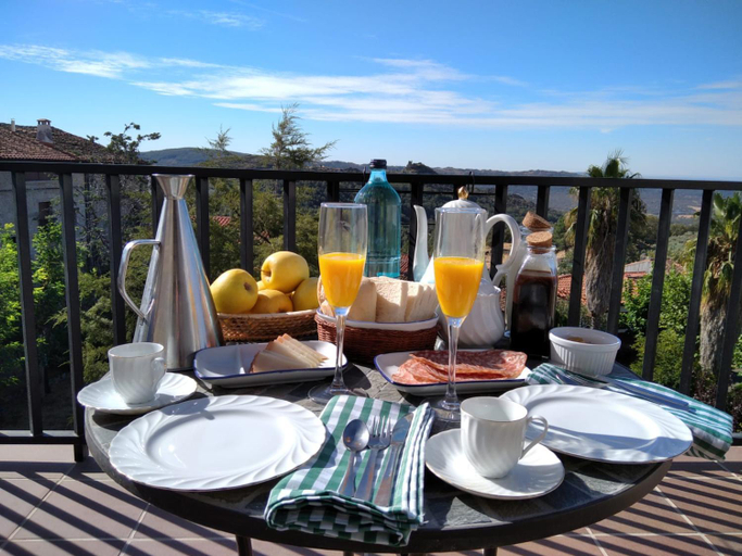 Food & Drinks 5, Restaurante & Hotel Rural El Mirador de Trevejo,ideal para parejas, Cáceres