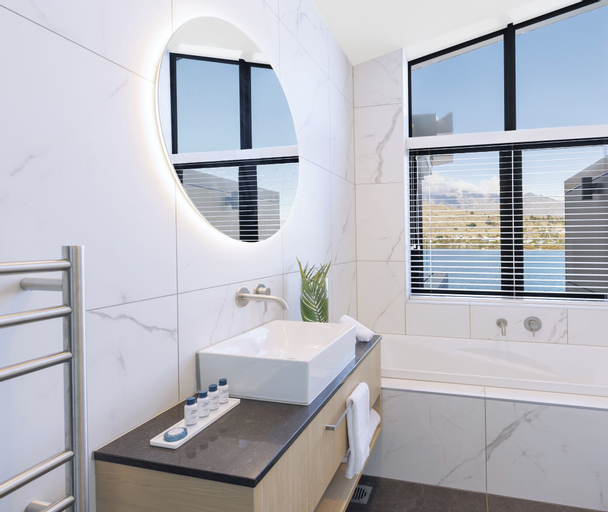 Bathroom 4