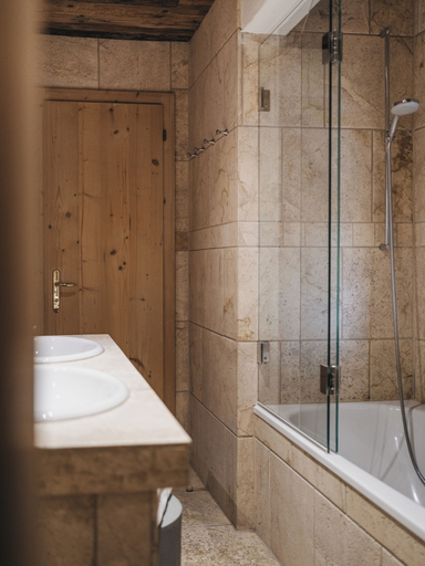Bathroom 5, VAYA Seefeld, Innsbruck Land