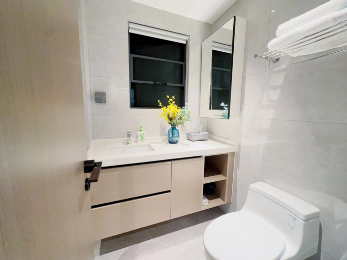 Bathroom 17
