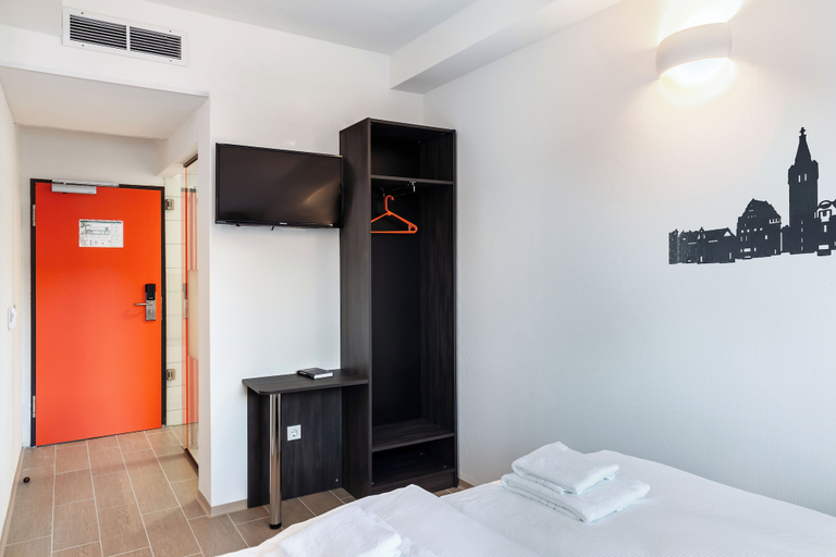 Bedroom 3, Augustus Hotel Bernkastel-Kues, Bernkastel-Wittlich