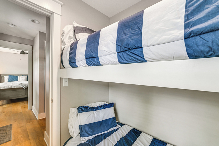 Bedroom 3, Modern Kentucky Lake Home w/ Deck, Dock, View, Calloway