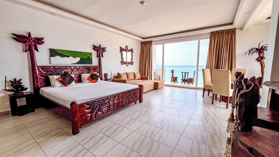 Bedroom 2, The C Resort & Residences, Dangbe East