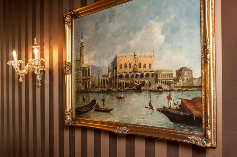 4, Ai Patrizi di Venezia, Venezia
