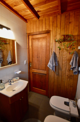 Bathroom 2, B&B Casa Nomada, Lacar