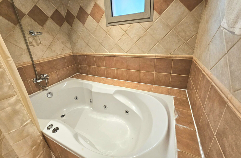 Bathroom 3