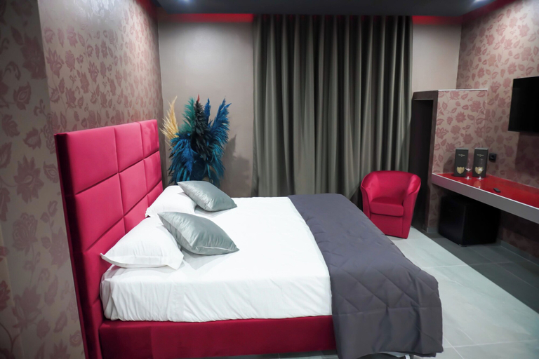 Bedroom 5, HOTEL EL PAMAS, Napoli