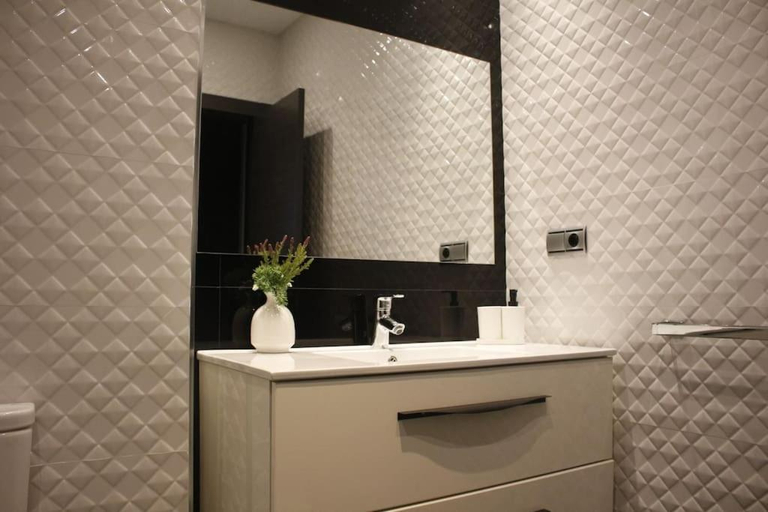 Bathroom, Taracea Suites Plaza Nueva, Granada