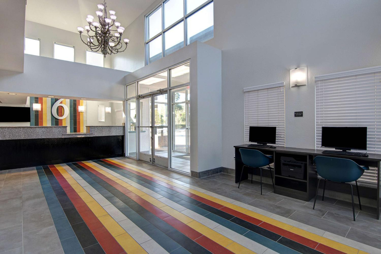 Public Area 2, Studio 6 Pensacola, FL - West I-10, Escambia