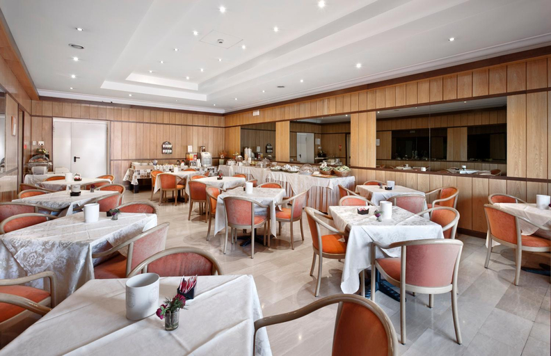 Food & Drinks 5, Hotel Fortuna, Ancona