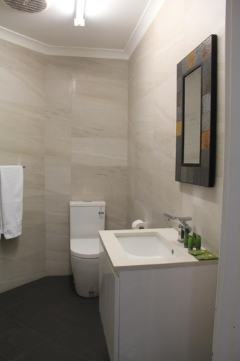 Bathroom 3