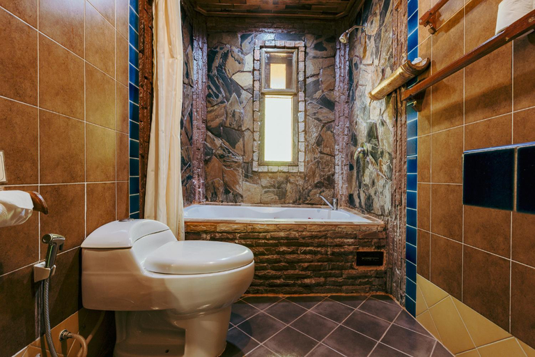 Bathroom 3, Phu Pha Aonang Resort & Spa, Mueang Krabi