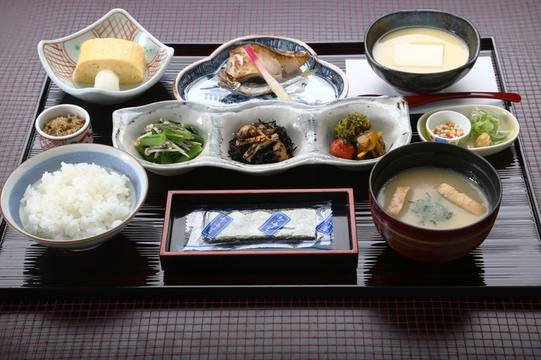 Food & Drinks 30