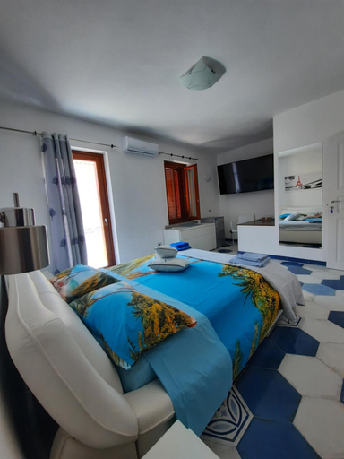 Others 3, Suites de Mar, Olbia-Tempio