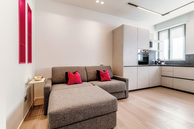 Others 5, Rubini Suites, Como