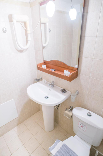 Bathroom 3, Creta Residence, Crete