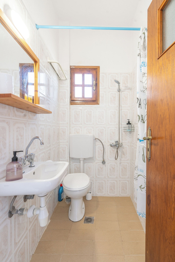 Bathroom 5, Despoina Rooms Potami, Central Greece