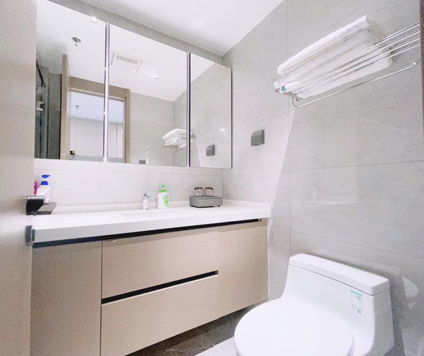 Bathroom 15