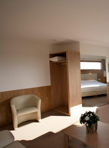 Others 5, Hotel Chamdor, West-Vlaanderen