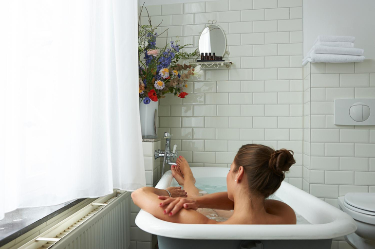 Bathroom 3, Hotel Les Charmes, Maastricht