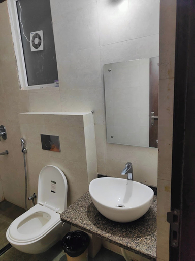 Bathroom, The Bunglo Villa Prayagraj, Kaushambi