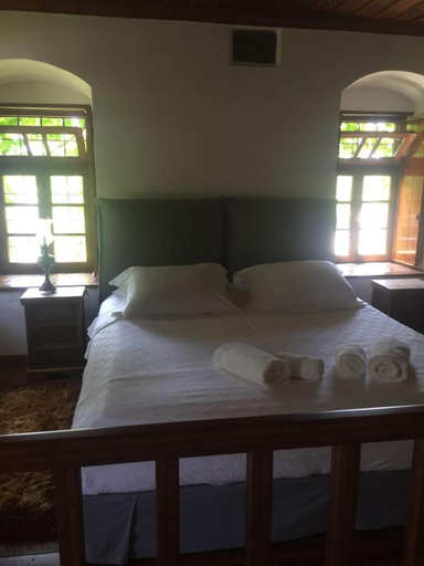 Bedroom 2, Saxonis Houses, Epirus