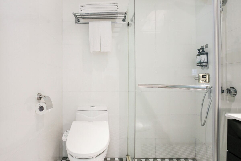 Bathroom 5, Cityinn Hotel Plus - Taichung Station Branch, Taichung