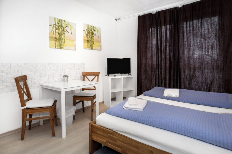 Bedroom 2, Pension Genat, Region Hannover
