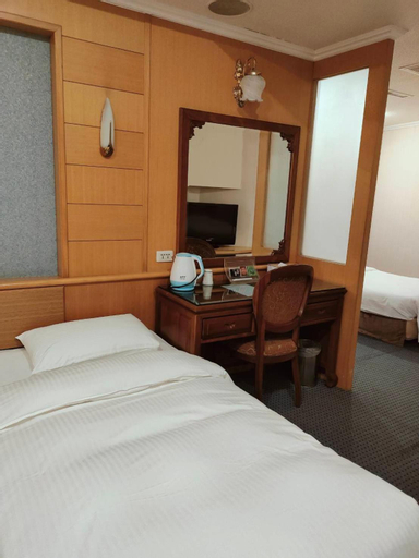 Bedroom 11