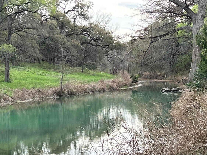 Others 4, EL948, Comal