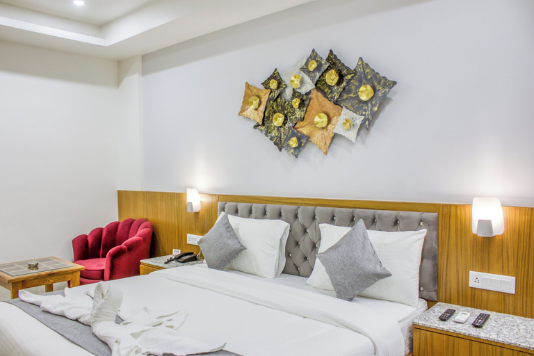 Bedroom 2, Zip By Spree Hotels Grand Legacy Prime, Dehradun