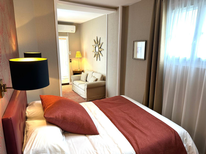 Bedroom 8