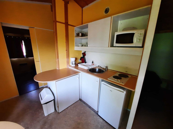Others 4, Les chalets de Millau, Aveyron