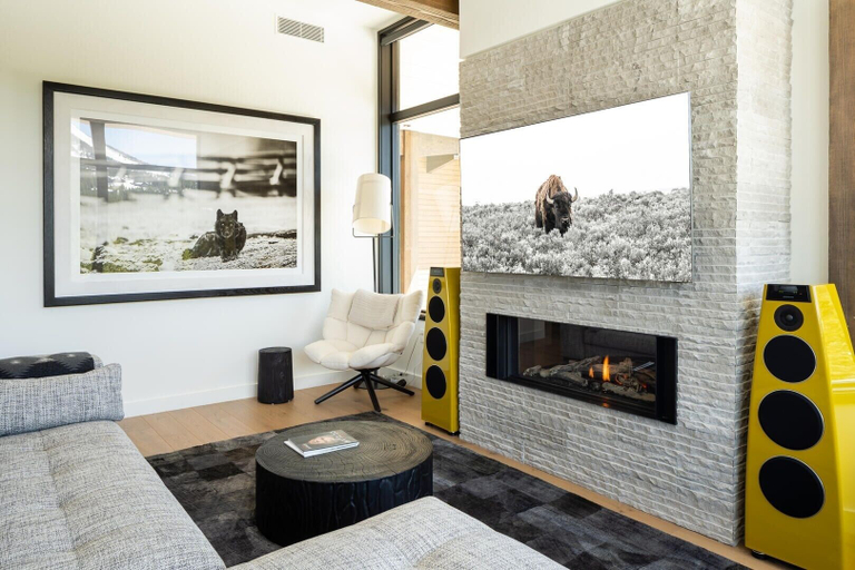 Living area 2, 232 Lakelodge 3 Bedroom Condo by Moonlight Basin Lodging, Madison