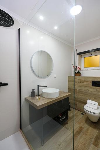 Bathroom 4, B11 - Condominio do Mar Apartment, Lagos