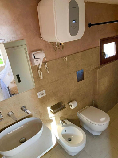 Bathroom 5, B&B Il Centro Storico, Lecce